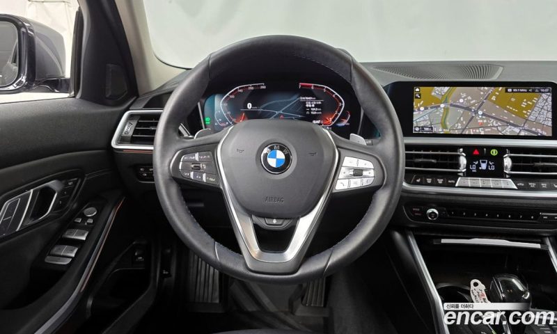 BMW 3-Series i320 Touring Luxury