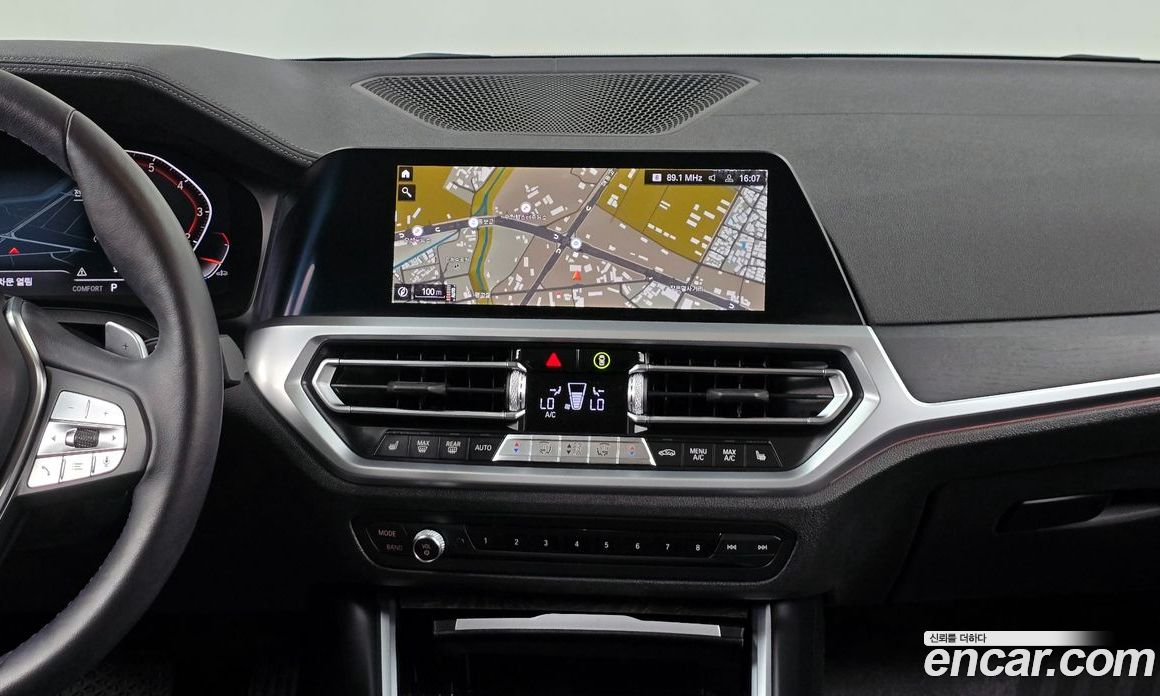 BMW 3-Series i320 Touring Luxury
