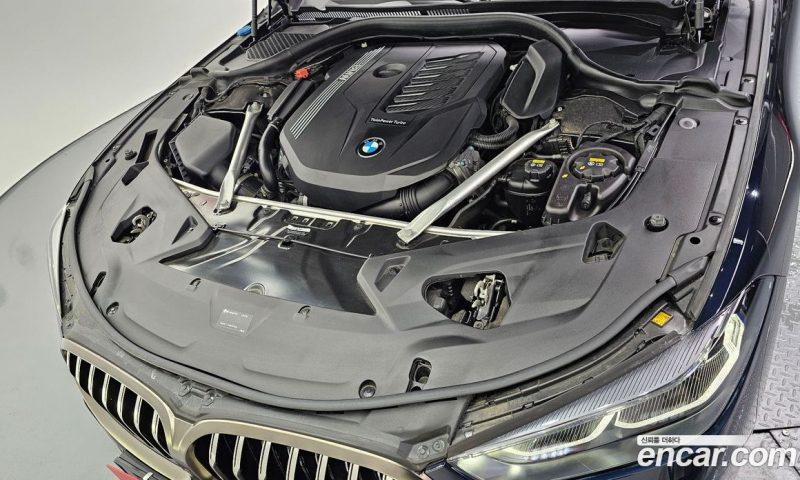 BMW 8-Series i840 xDrive M Sport Coupe