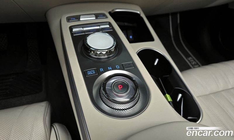 Genesis GV70 2.5T Gasoline 2WD