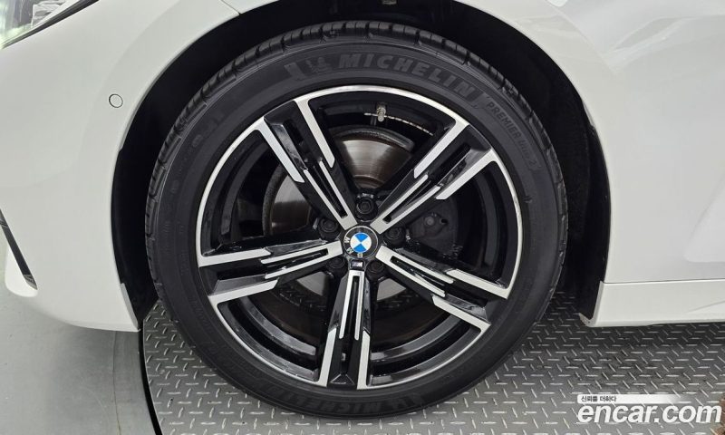BMW 4-Series i420 M Sport Coupe