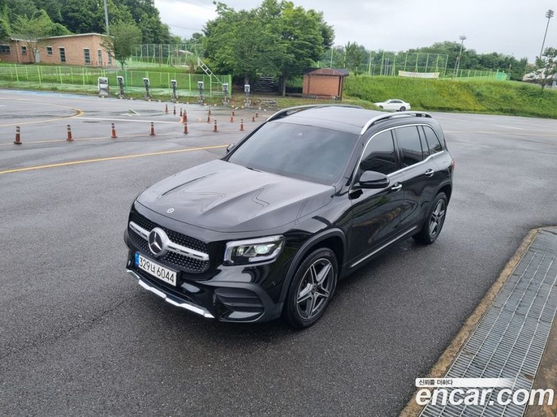 Mercedes Benz GLB-Class GLB250 4MATIC