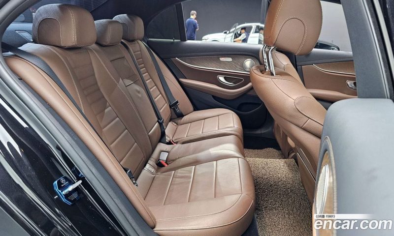 Mercedes Benz E-Class E250 Exclusive