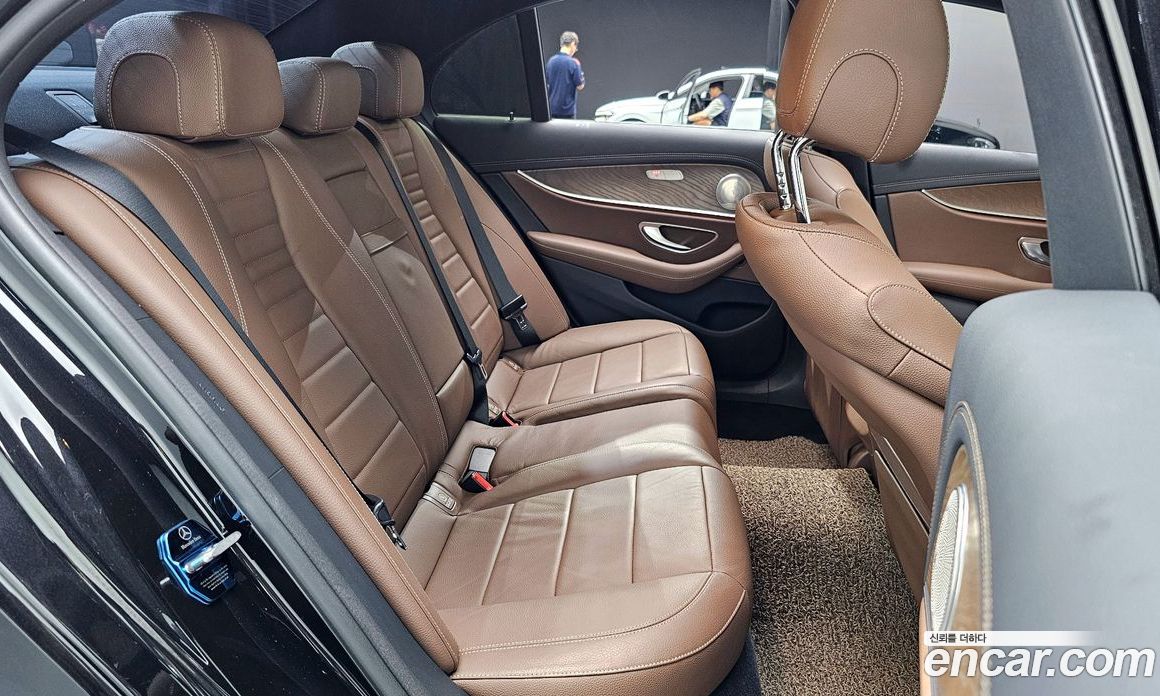 Mercedes Benz E-Class E250 Exclusive
