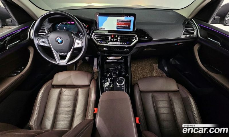 BMW X3 xDrive i20