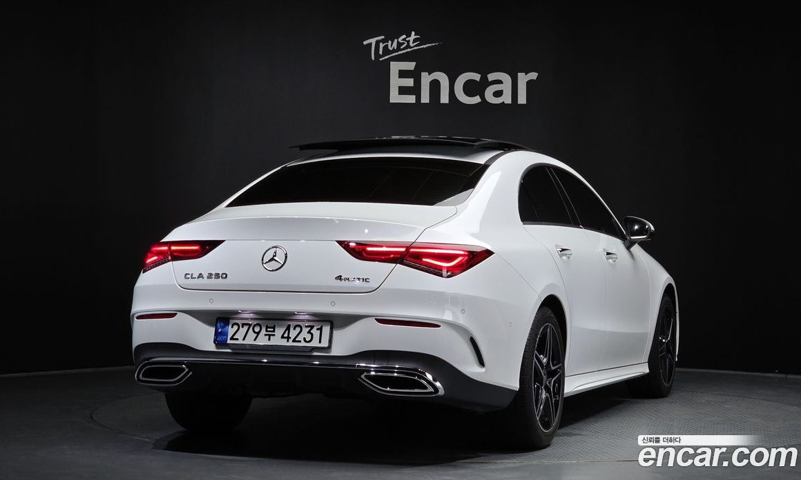 Mercedes Benz CLA-Class CLA250 4MATIC