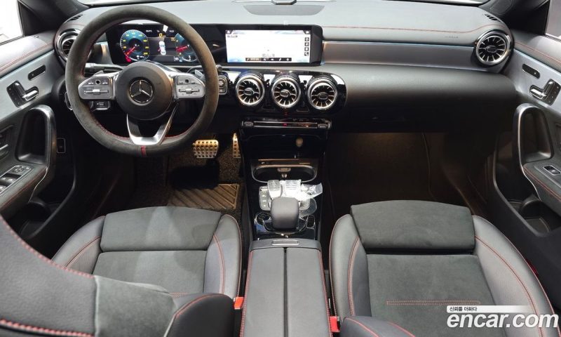 Mercedes Benz CLA-Class CLA250 4MATIC
