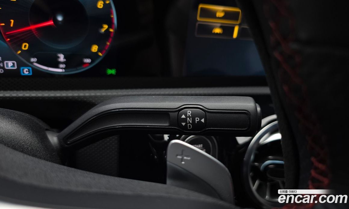 Mercedes Benz CLA-Class CLA250 4MATIC