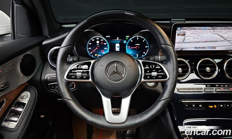 Mercedes Benz GLC-Class GLC220 D 4MATIC Coupe