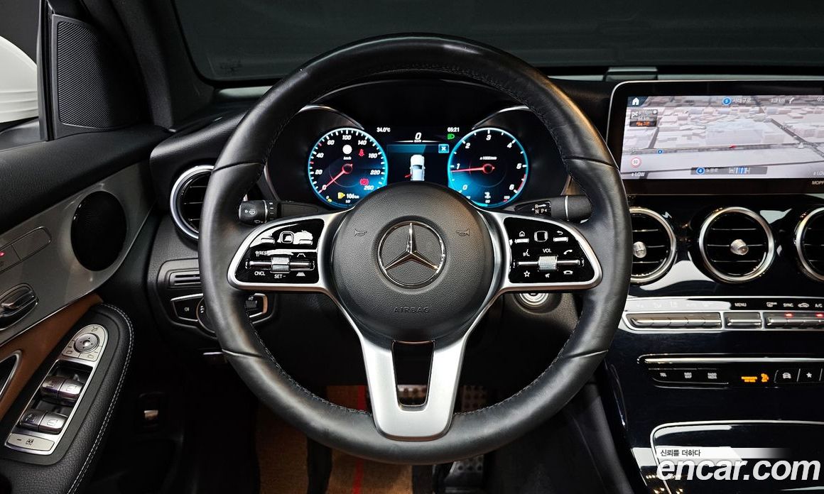 Mercedes Benz GLC-Class GLC220 D 4MATIC Coupe