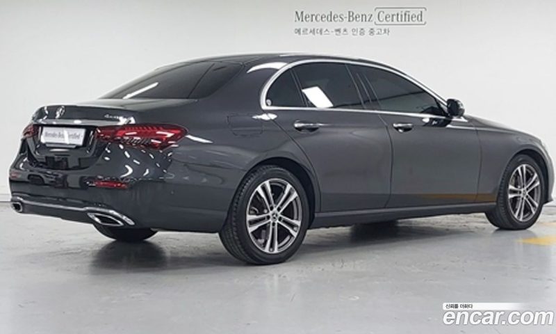 Mercedes Benz E-Class E350 4MATIC Avantgarde