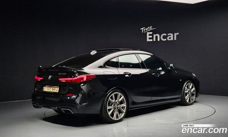 BMW 2-Series M235i xDrive