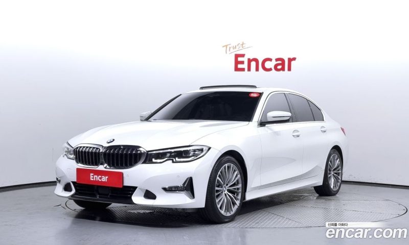 BMW 3-Series i320 Luxury