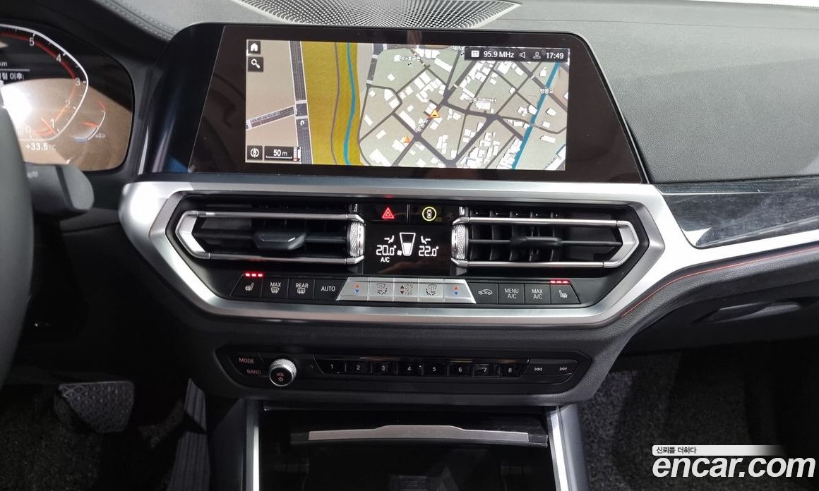 BMW 3-Series i320 Luxury