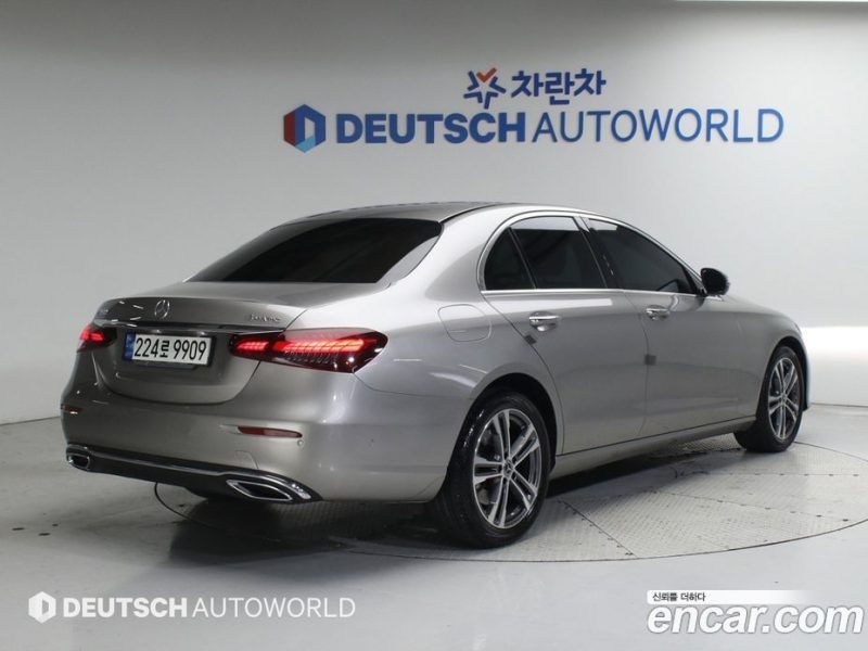 Mercedes Benz E-Class E350 4MATIC Avantgarde
