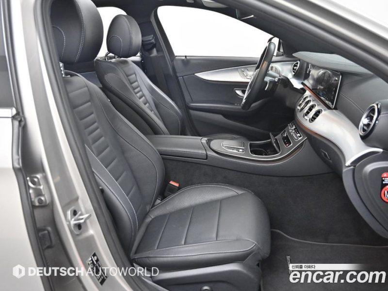 Mercedes Benz E-Class E350 4MATIC Avantgarde