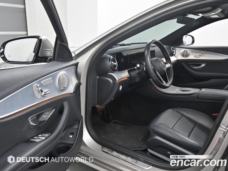 Mercedes Benz E-Class E350 4MATIC Avantgarde