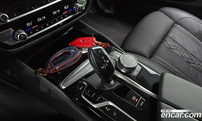 BMW 5-Series 523D xDrive Luxury