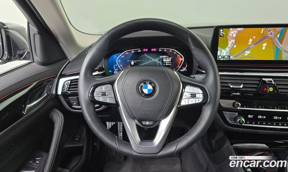 BMW 5-Series 523D xDrive Luxury