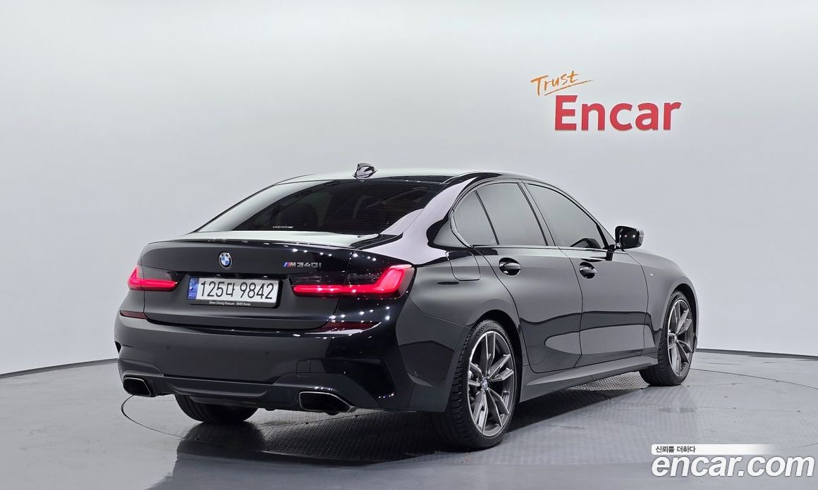 BMW 3-Series M340i
