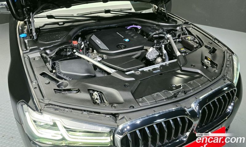 BMW 5-Series 523D Luxury