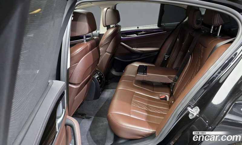 BMW 5-Series 523D Luxury
