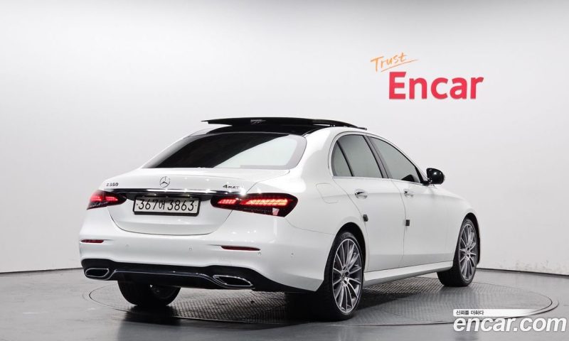 Mercedes Benz E-Class E350 4MATIC AMG Line