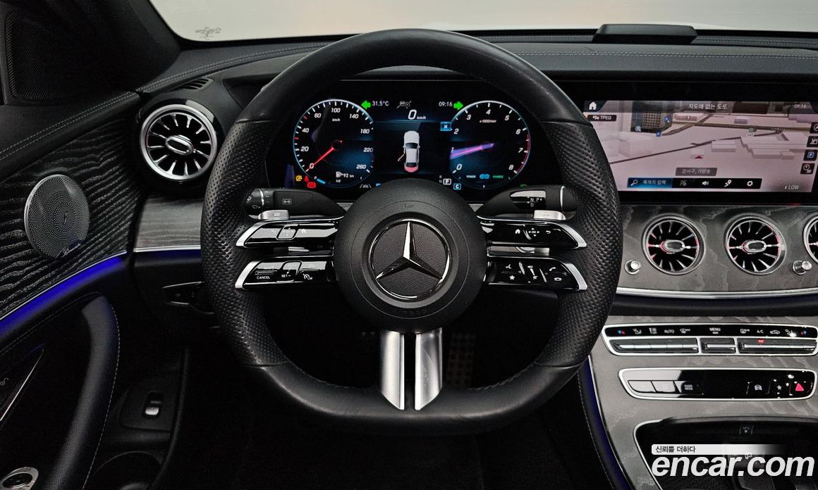 Mercedes Benz E-Class E350 4MATIC AMG Line