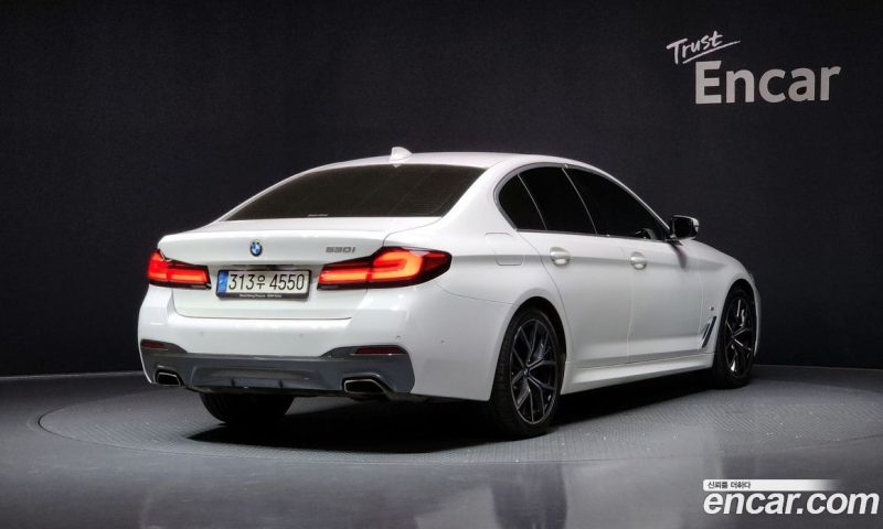 BMW 5-Series i530 M Sport Package