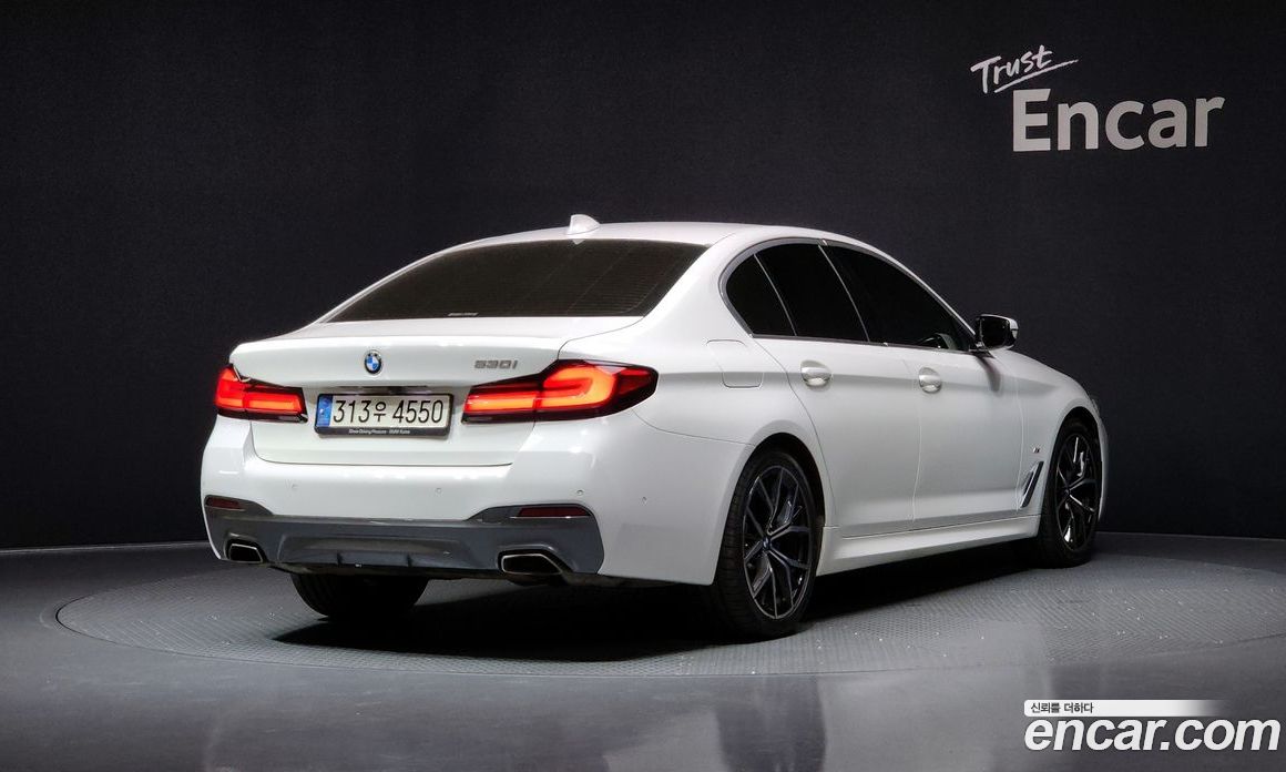 BMW 5-Series i530 M Sport Package