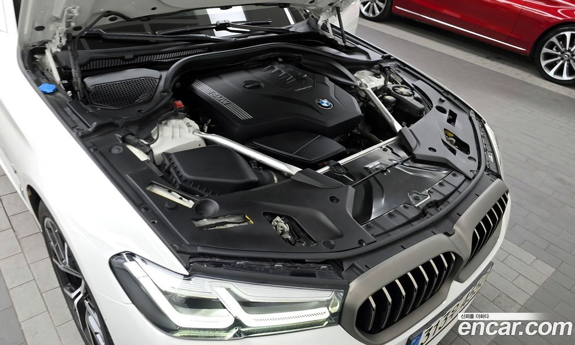BMW 5-Series i530 M Sport Package