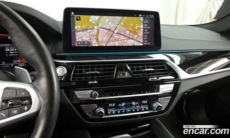 BMW 5-Series i530 M Sport Package