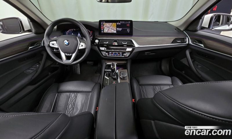 BMW 5-Series i530 Luxury