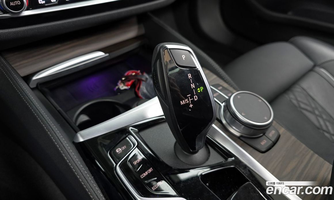 BMW 5-Series i530 Luxury