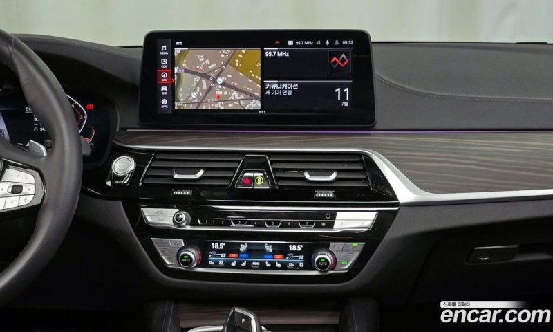 BMW 5-Series i530 Luxury