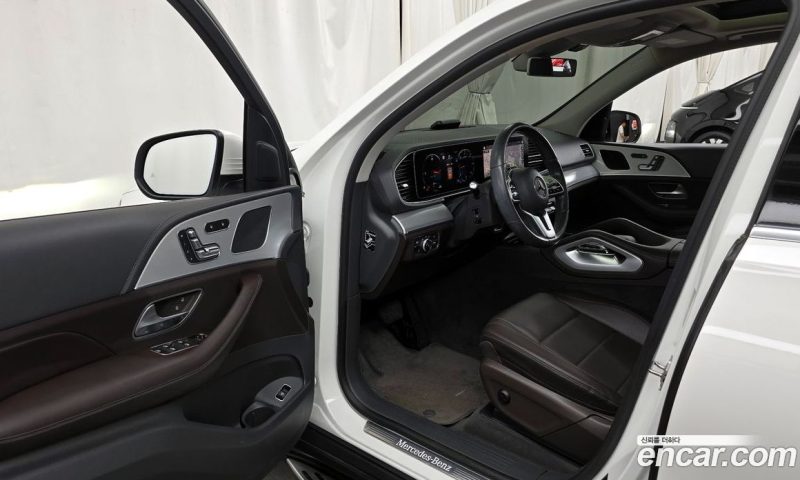 Mercedes Benz GLE-Class GLE300d 4MATIC