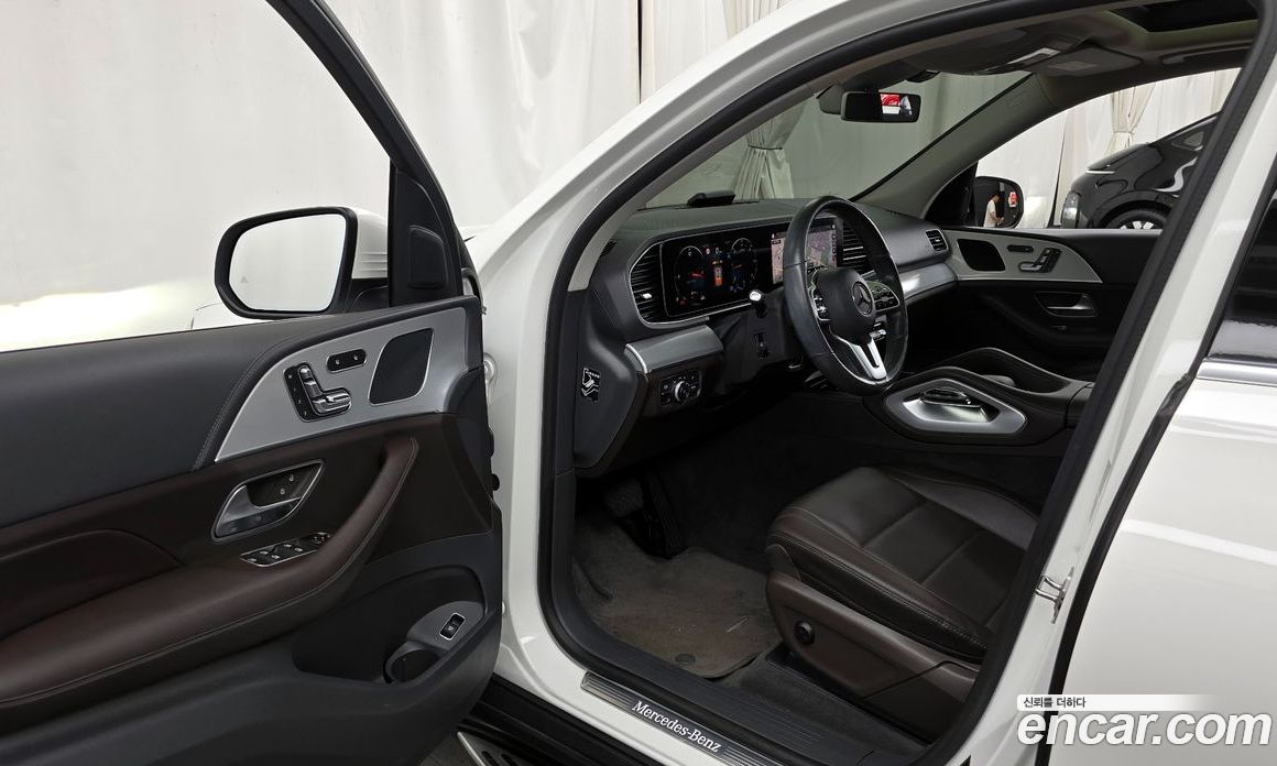 Mercedes Benz GLE-Class GLE300d 4MATIC