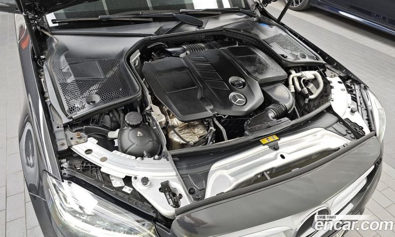 Mercedes Benz C-Class C220 D 4MATIC