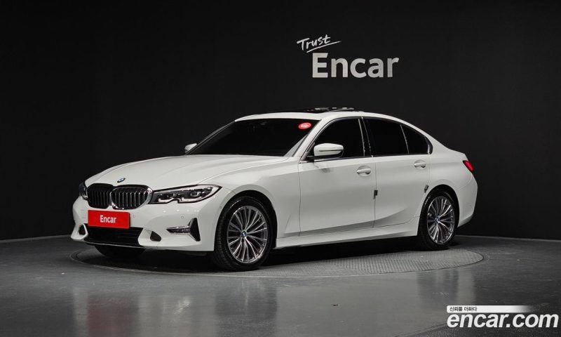 BMW 3-Series i320 Luxury