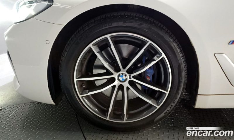 BMW 5-Series i520 M Sport
