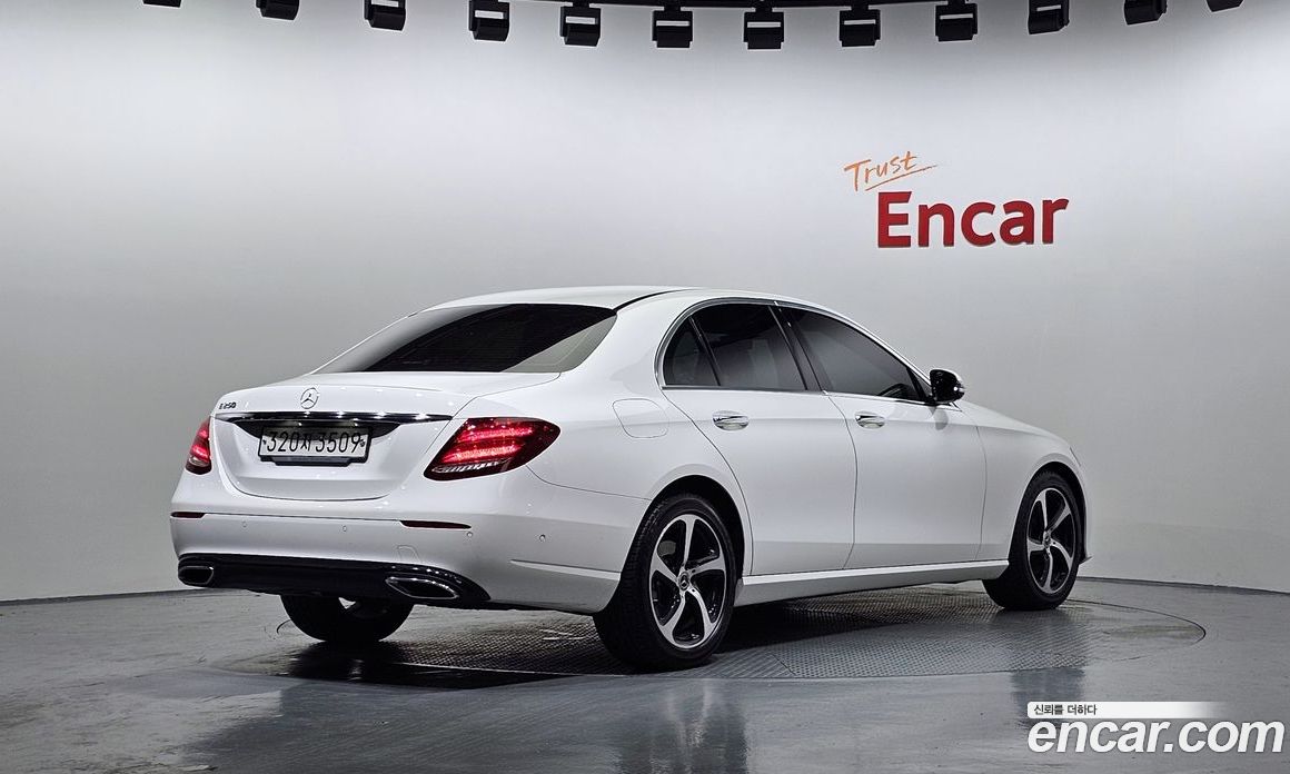 Mercedes Benz E-Class E250 Avantgarde