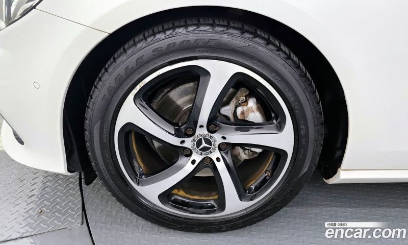 Mercedes Benz E-Class E250 Avantgarde