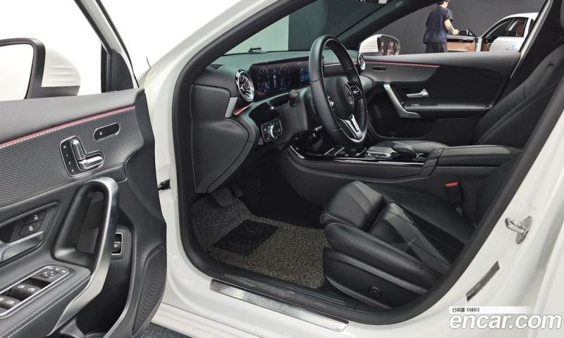Mercedes Benz A-Class A220 Sedan