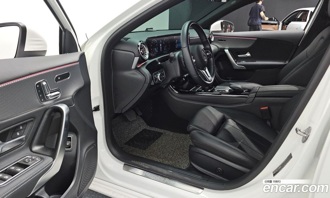 Mercedes Benz A-Class A220 Sedan