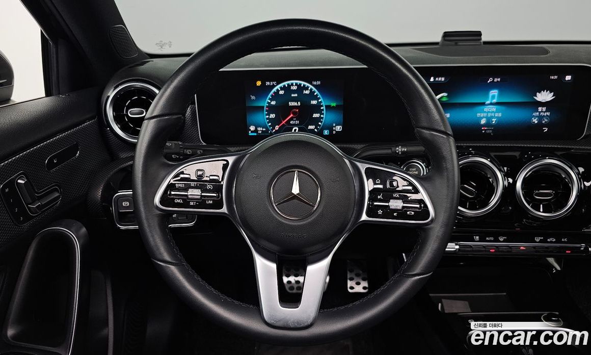 Mercedes Benz A-Class A220 Hatchback