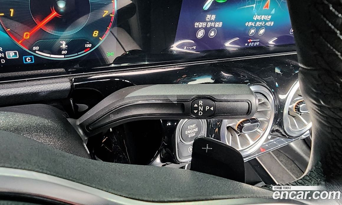 Mercedes Benz GLA-Class GLA220