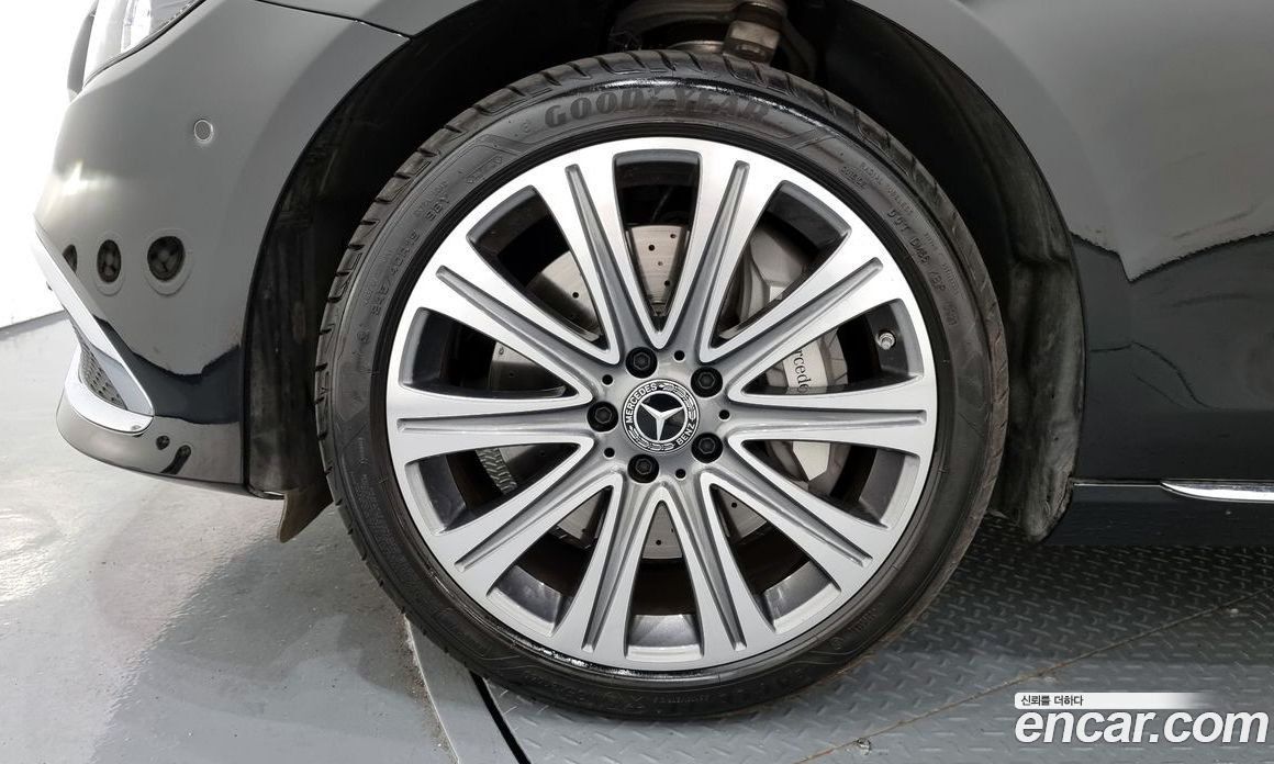 Mercedes Benz E-Class E450 4MATIC Exclusive