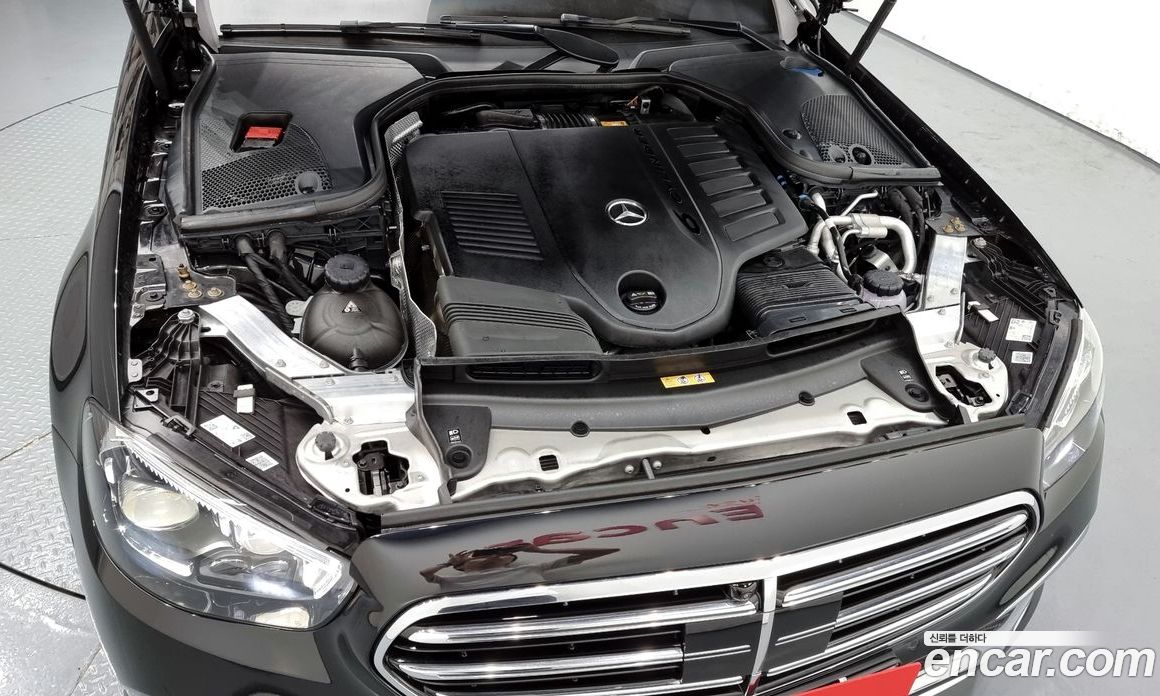 Mercedes Benz E-Class E450 4MATIC Exclusive