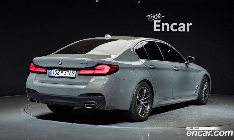 BMW 5-Series i520 M Sport