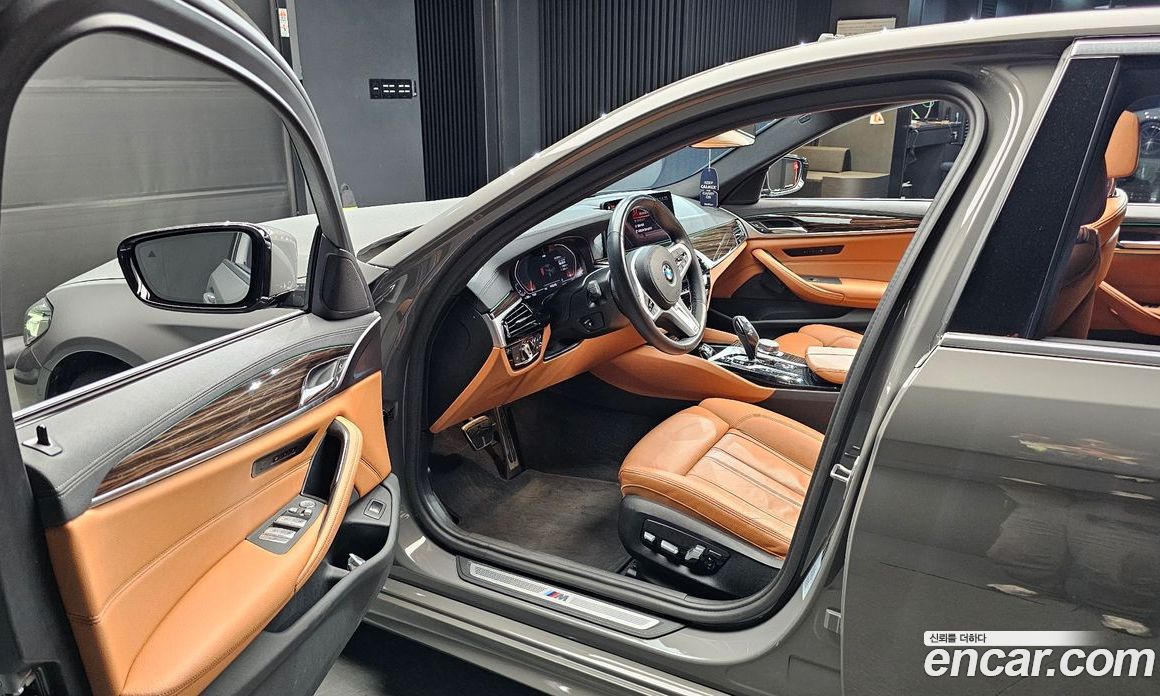 BMW 5-Series i520 M Sport